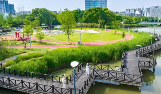 公園噪聲環(huán)境監(jiān)測系統(tǒng)  不間斷監(jiān)測 助力維護公園良好自然聲環(huán)境及人文氛圍 